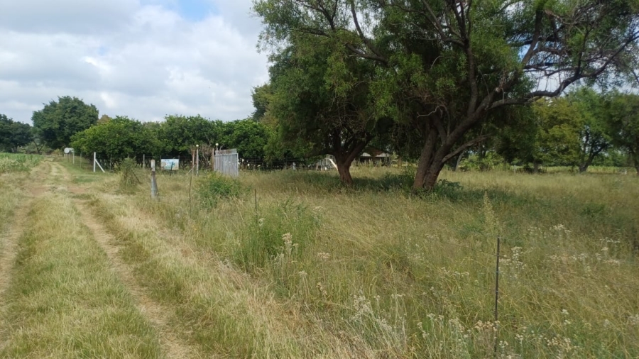4 Bedroom Property for Sale in Waterval S H North West